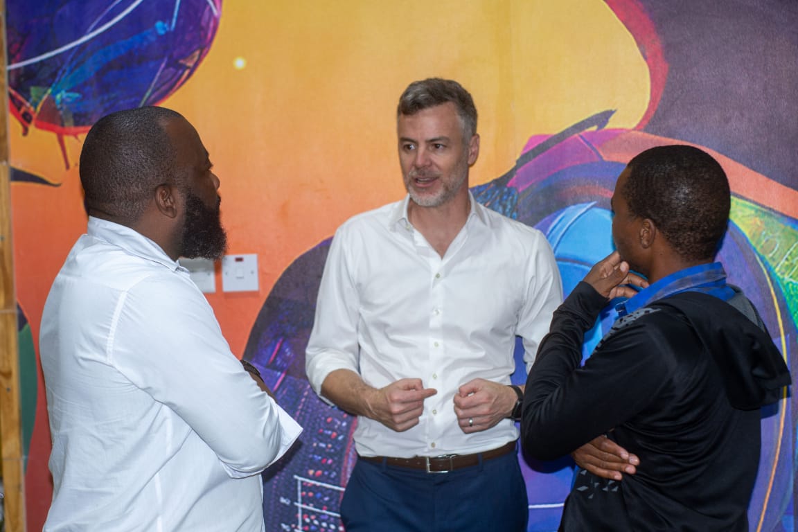 Meet with Investor: Lucas Robinson (Renew Capital) - photo 43